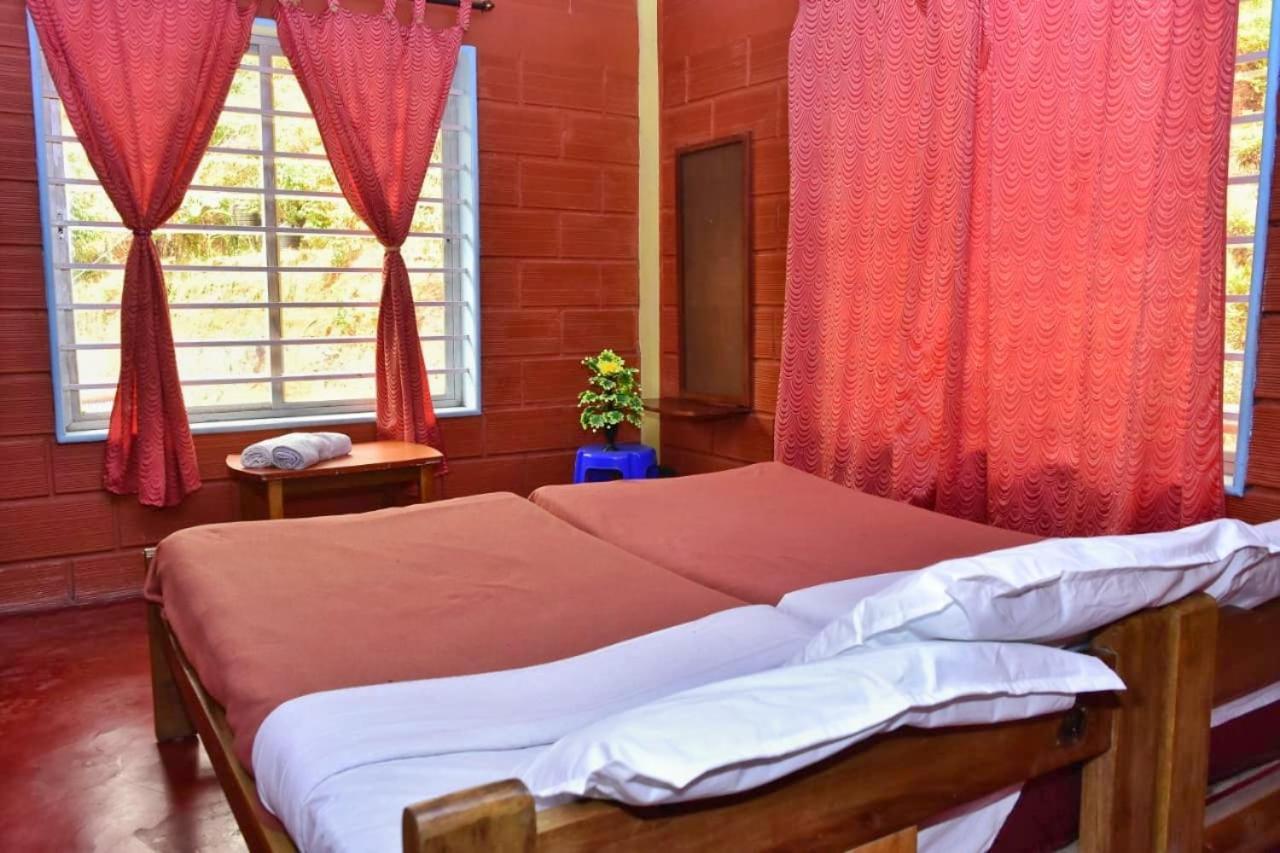 Eshwari Cottage Madikeri Ngoại thất bức ảnh